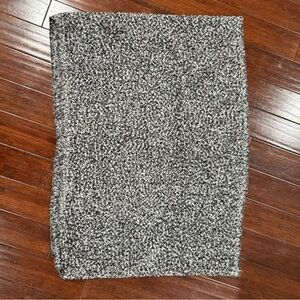 Oversized infinity scarf